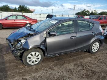  Salvage Toyota Prius