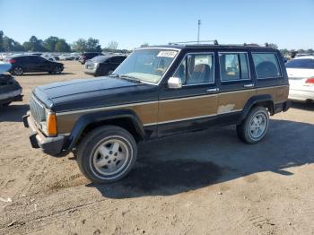  Salvage Jeep Wagoneer