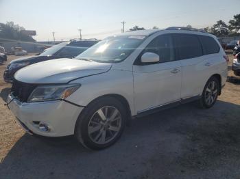  Salvage Nissan Pathfinder