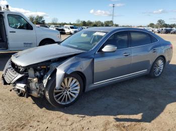  Salvage Hyundai Equus