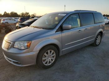  Salvage Chrysler Minivan