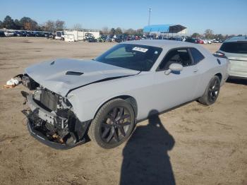  Salvage Dodge Challenger