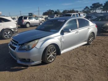  Salvage Subaru Legacy