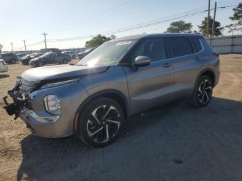  Salvage Mitsubishi Outlander