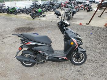  Salvage Zhea Scooter