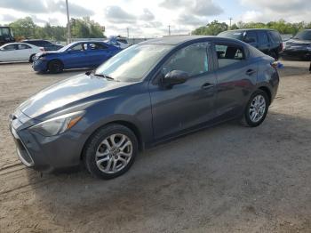  Salvage Toyota Yaris