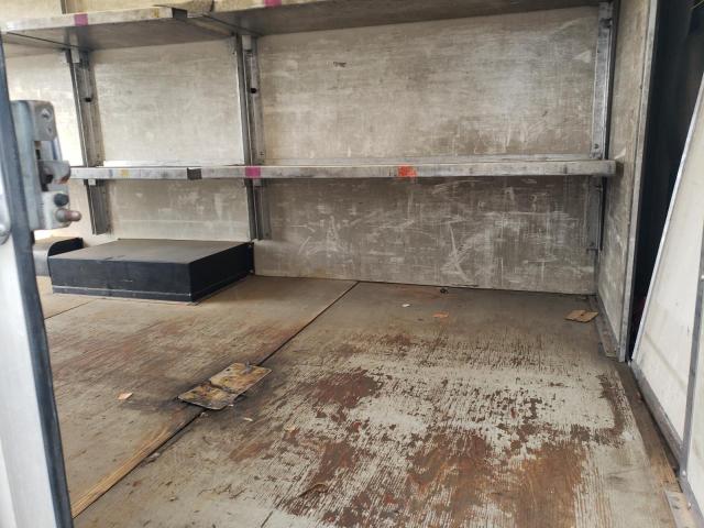 Chevrolet Express Image 4