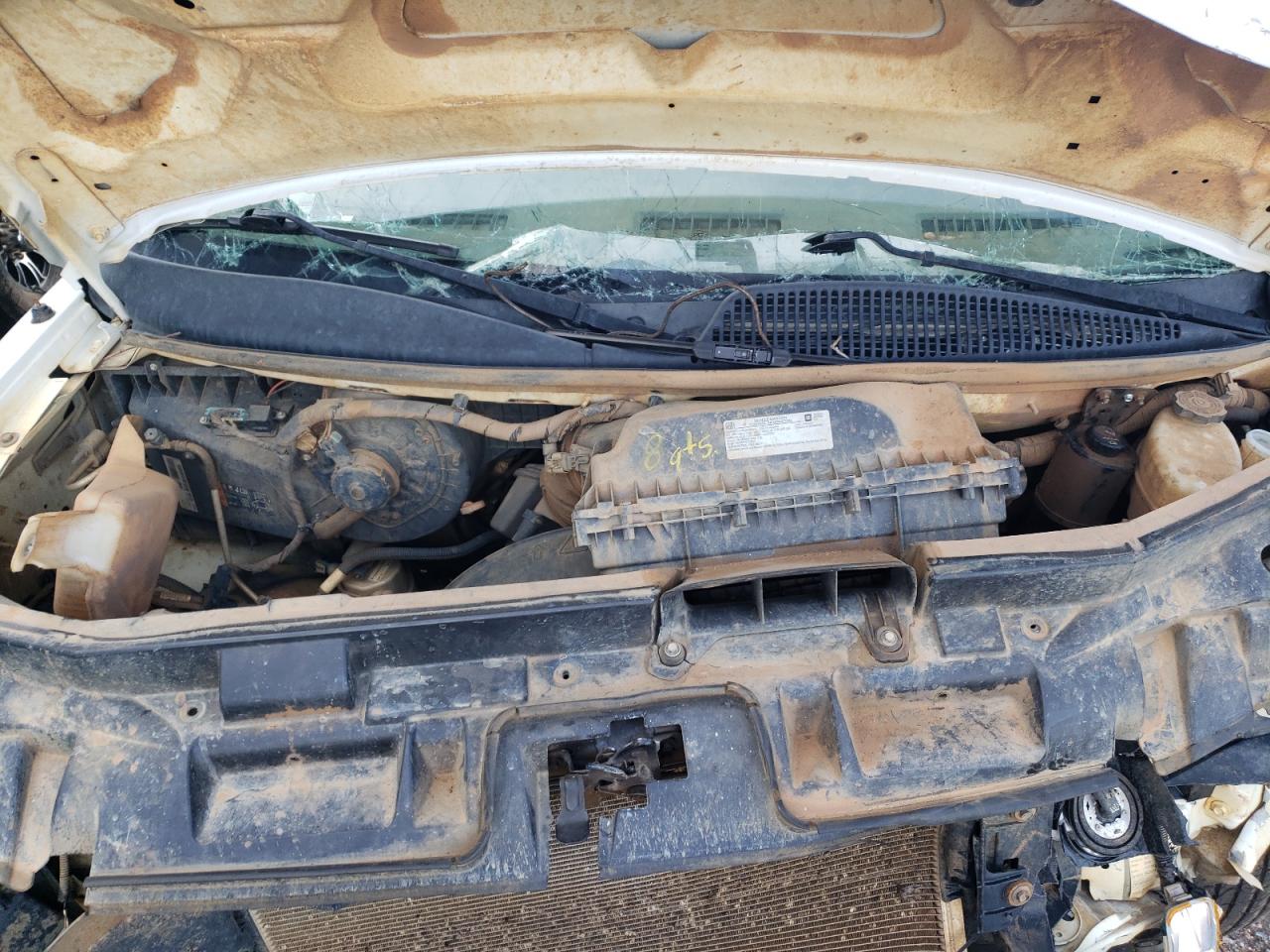 Chevrolet Express Image 13