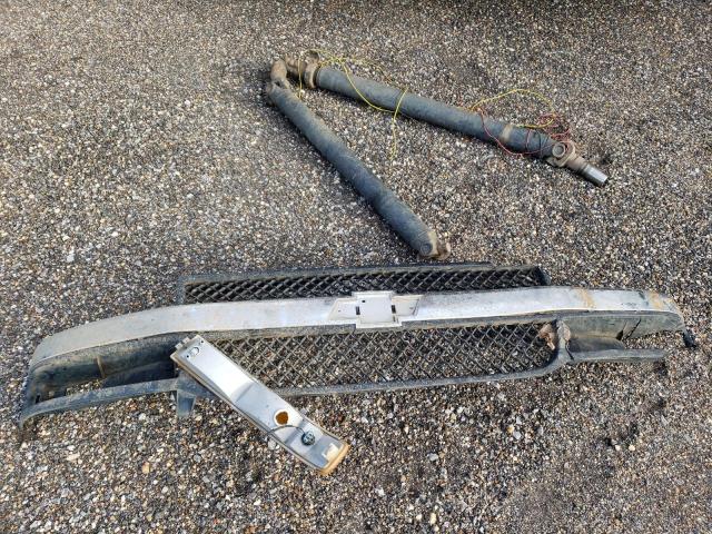 Chevrolet Express Image 12