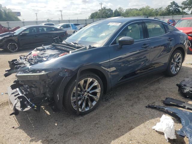  Salvage Toyota Crown Xle
