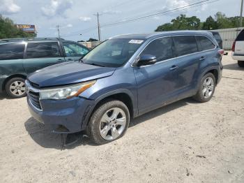  Salvage Toyota Highlander