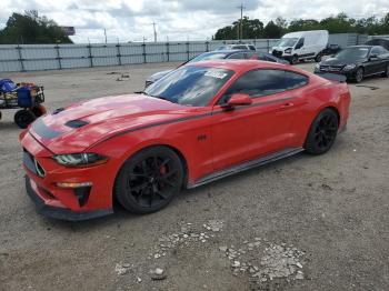  Salvage Ford Mustang