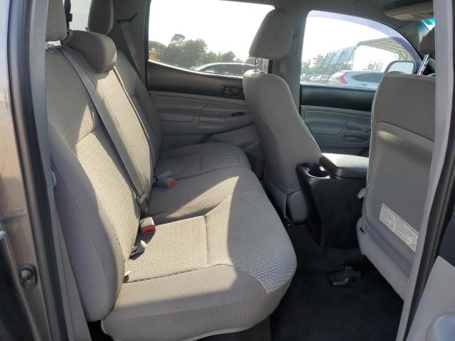 Toyota Tacoma Double Cab Prerunner Image 2