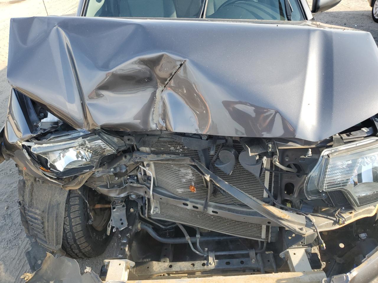 Toyota Tacoma Double Cab Prerunner Image 9