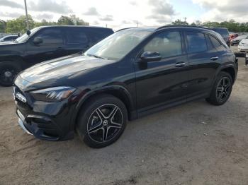  Salvage Mercedes-Benz GLA