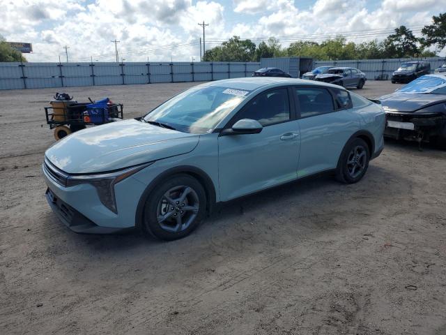  Salvage Kia K4 Lx