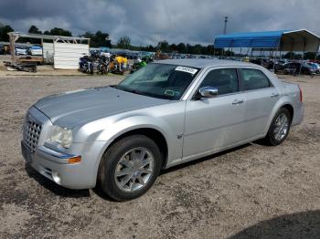  Salvage Chrysler 300