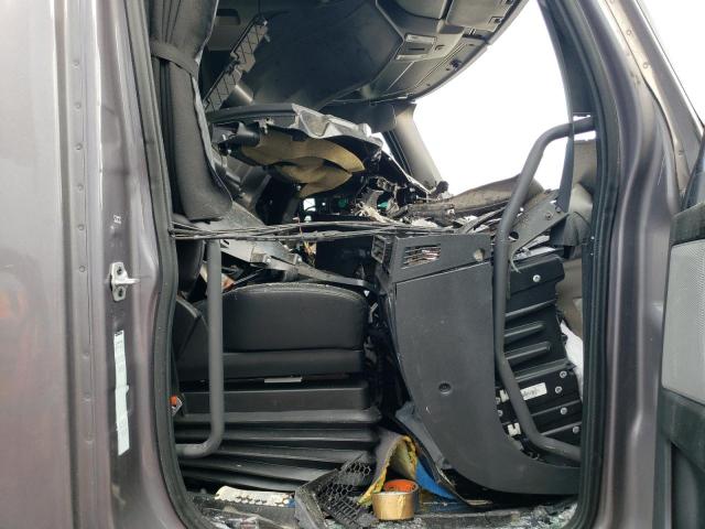 Freightliner Cascadia 1 Image 3