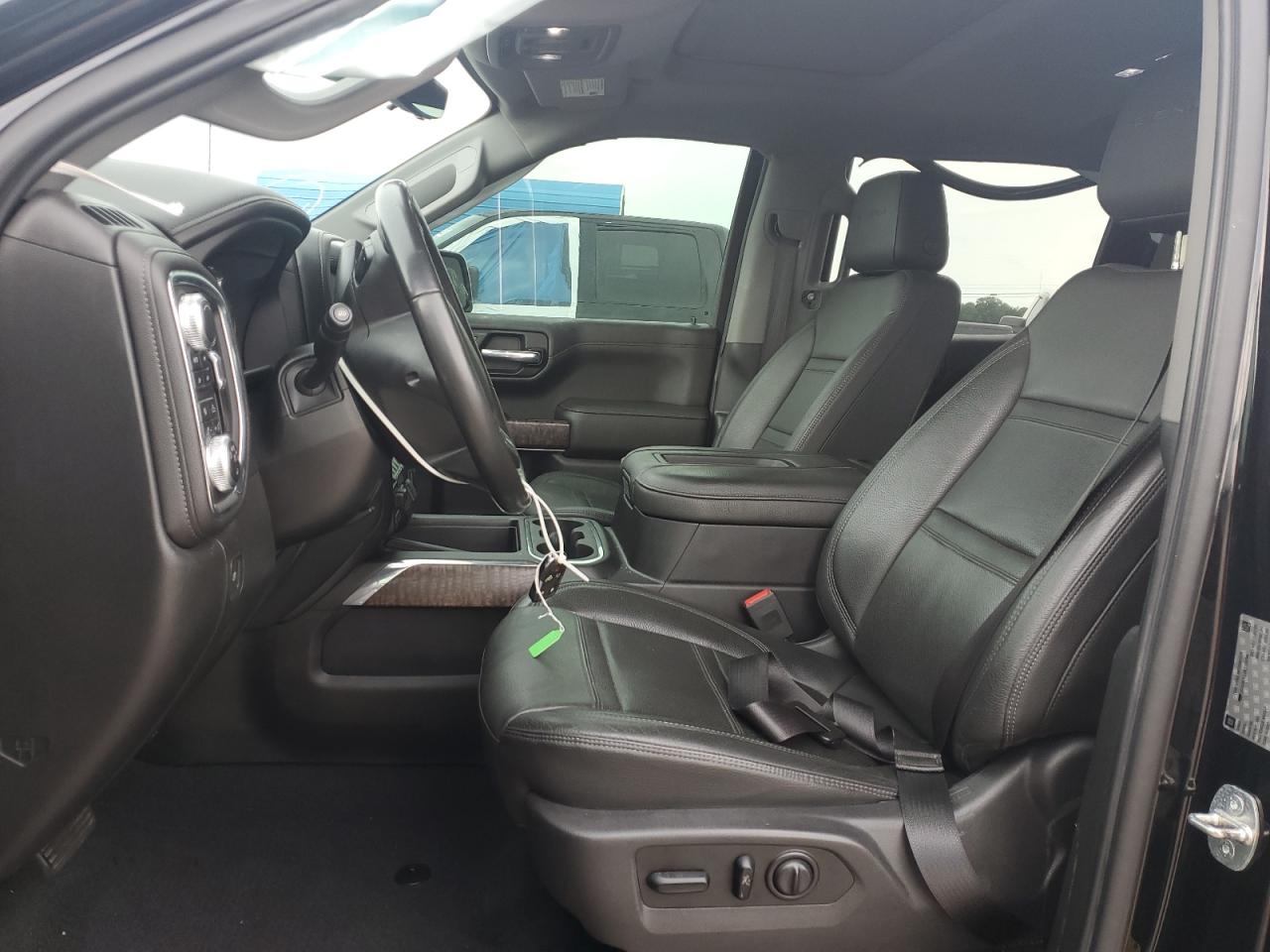 GMC Sierra K1500 Denali Image 6