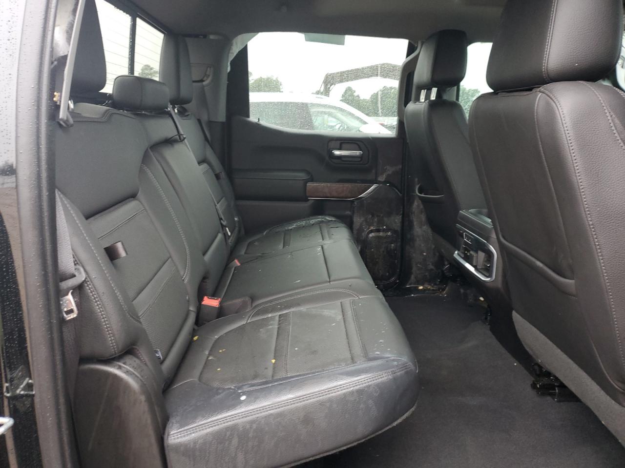 GMC Sierra K1500 Denali Image 2