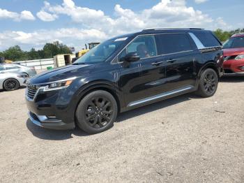  Salvage Kia Carnival