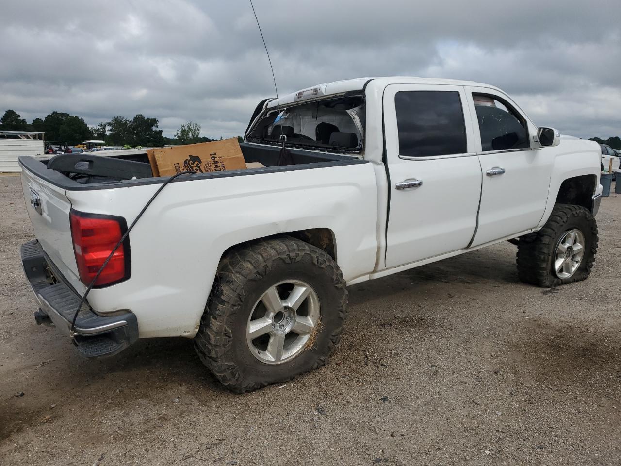 Chevrolet Silverado C1500 Lt Image 3