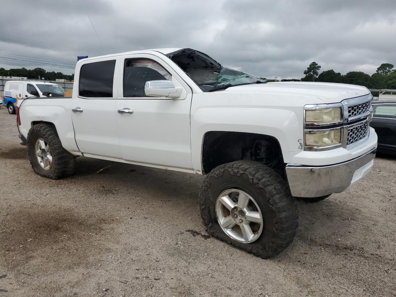 Chevrolet Silverado C1500 Lt Image 2
