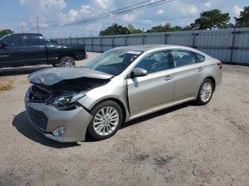  Salvage Toyota Avalon
