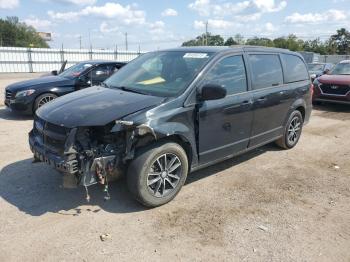  Salvage Dodge Caravan