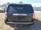 GMC Yukon Denali Image 10