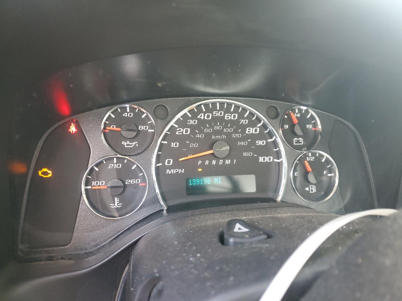 Chevrolet Express Image 6