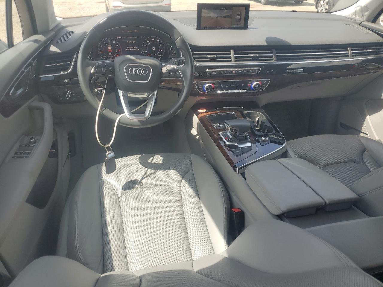 Audi Q7 Premium Plus Image 9