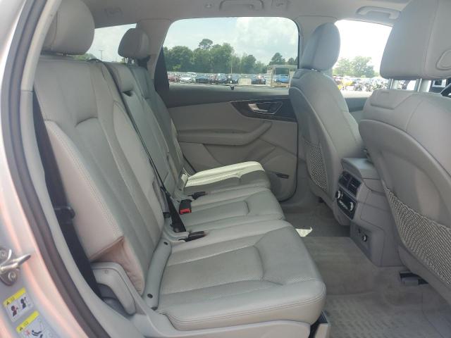 Audi Q7 Premium Plus Image 12