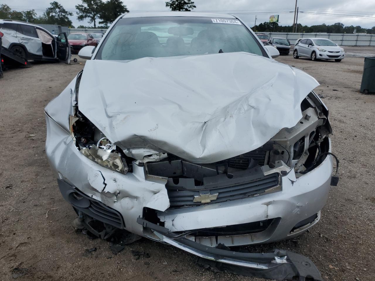 Chevrolet Impala Lt Image 12