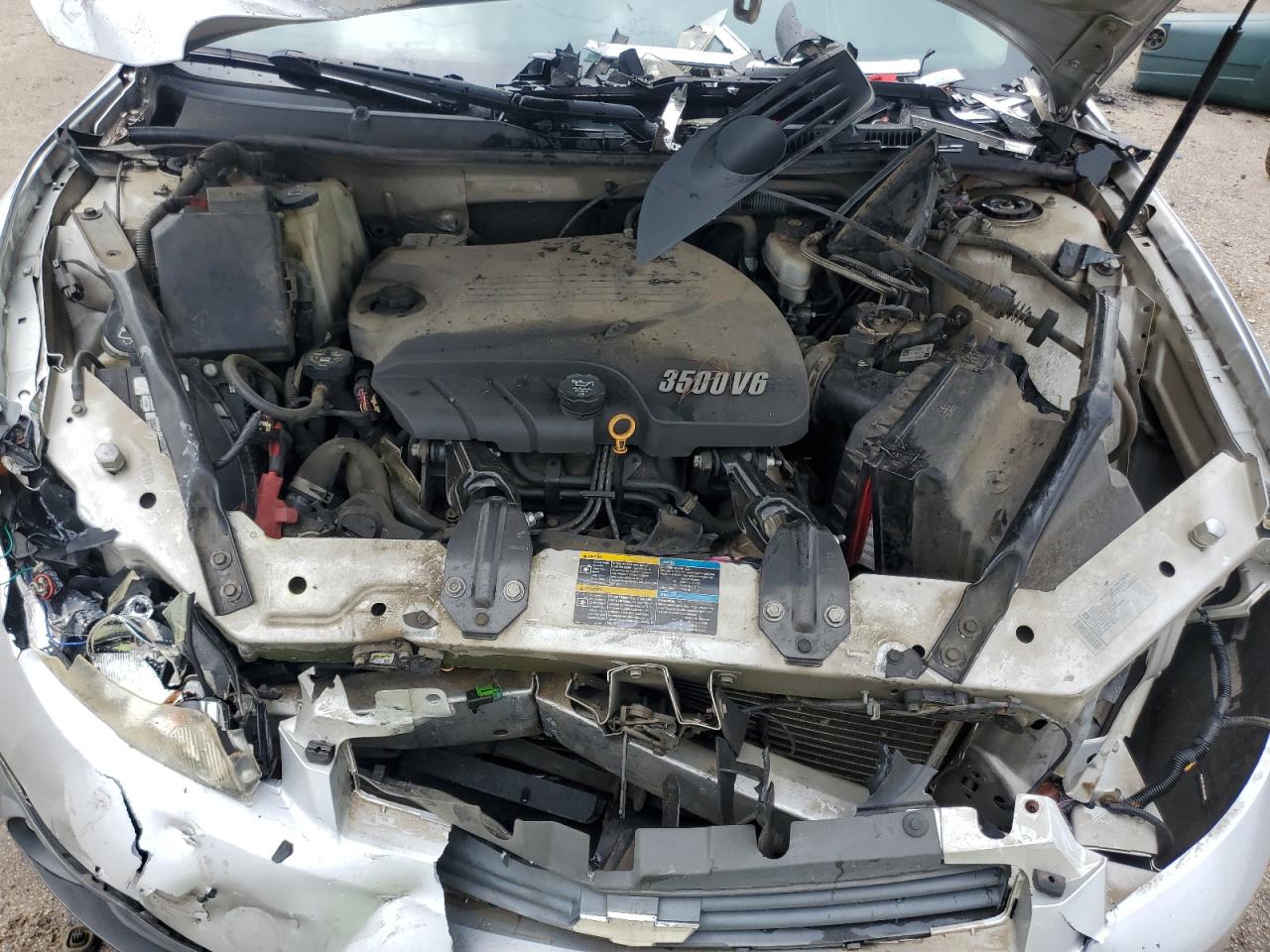 Chevrolet Impala Lt Image 8