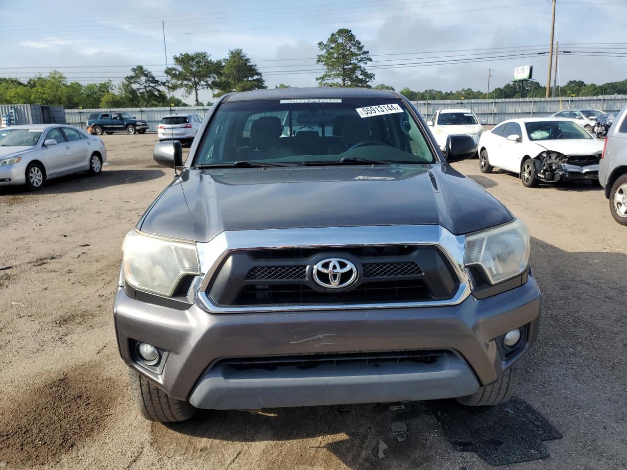 Toyota Tacoma Double Cab Image 8