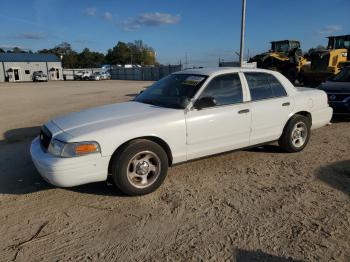  Salvage Ford Crown Vic