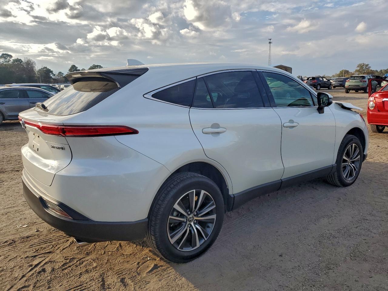 Toyota Venza Le Image 2