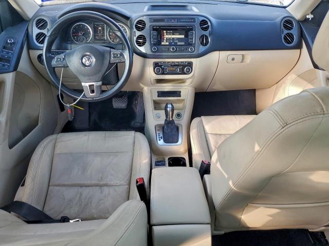 Volkswagen Tiguan S Image 3