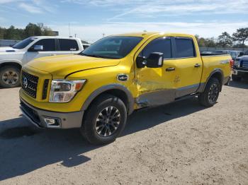  Salvage Nissan Titan