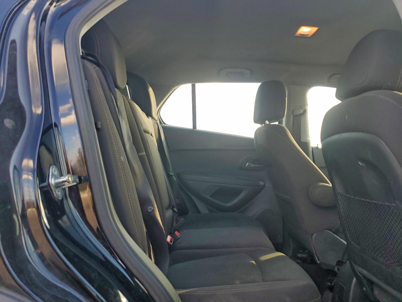 Chevrolet Trax Ls Image 13