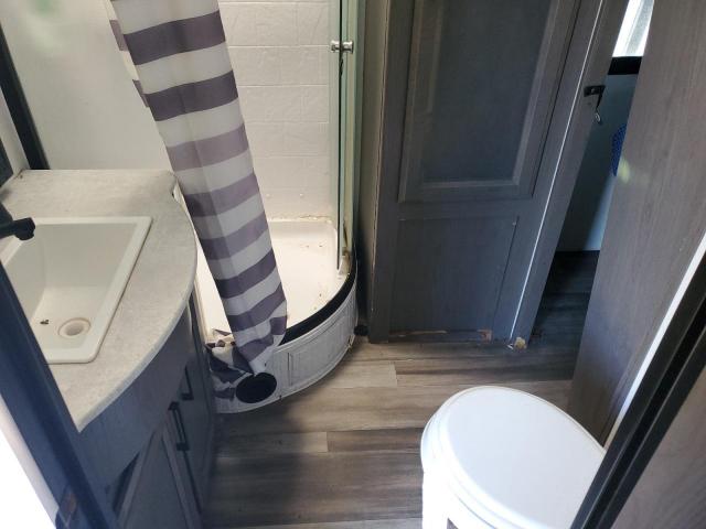 Heart Land Fuel Image 10