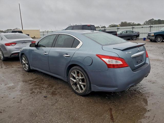 Nissan Maxima S Image 11