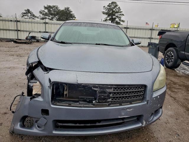 Nissan Maxima S Image 4