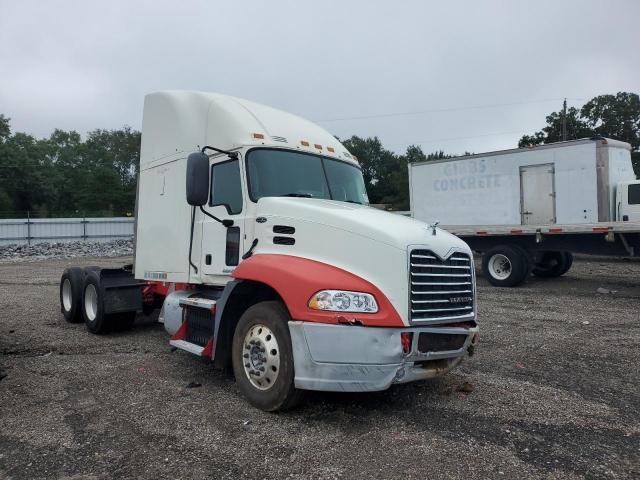  Salvage Mack Cxu613