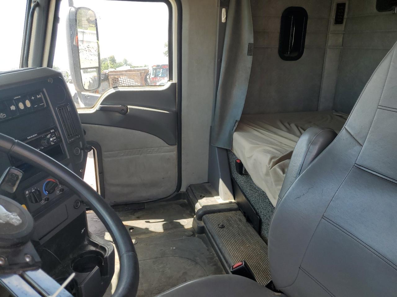 Mack Cxu613 Cxu600 Image 9