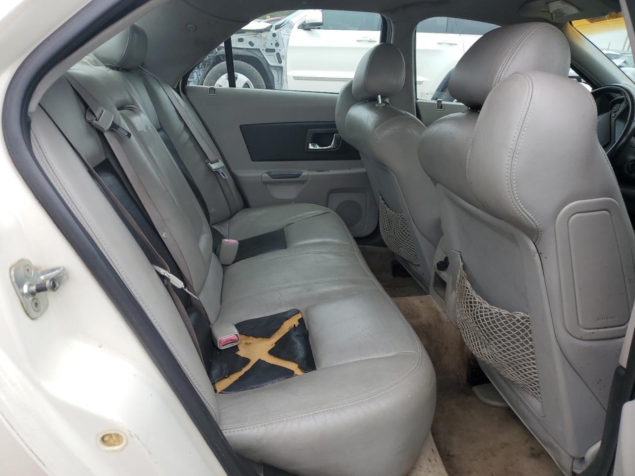 Cadillac CTS Image 12