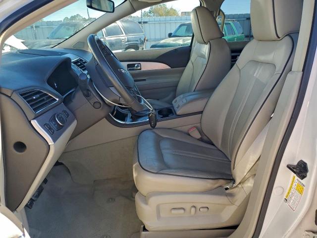 Lincoln MKX Image 12
