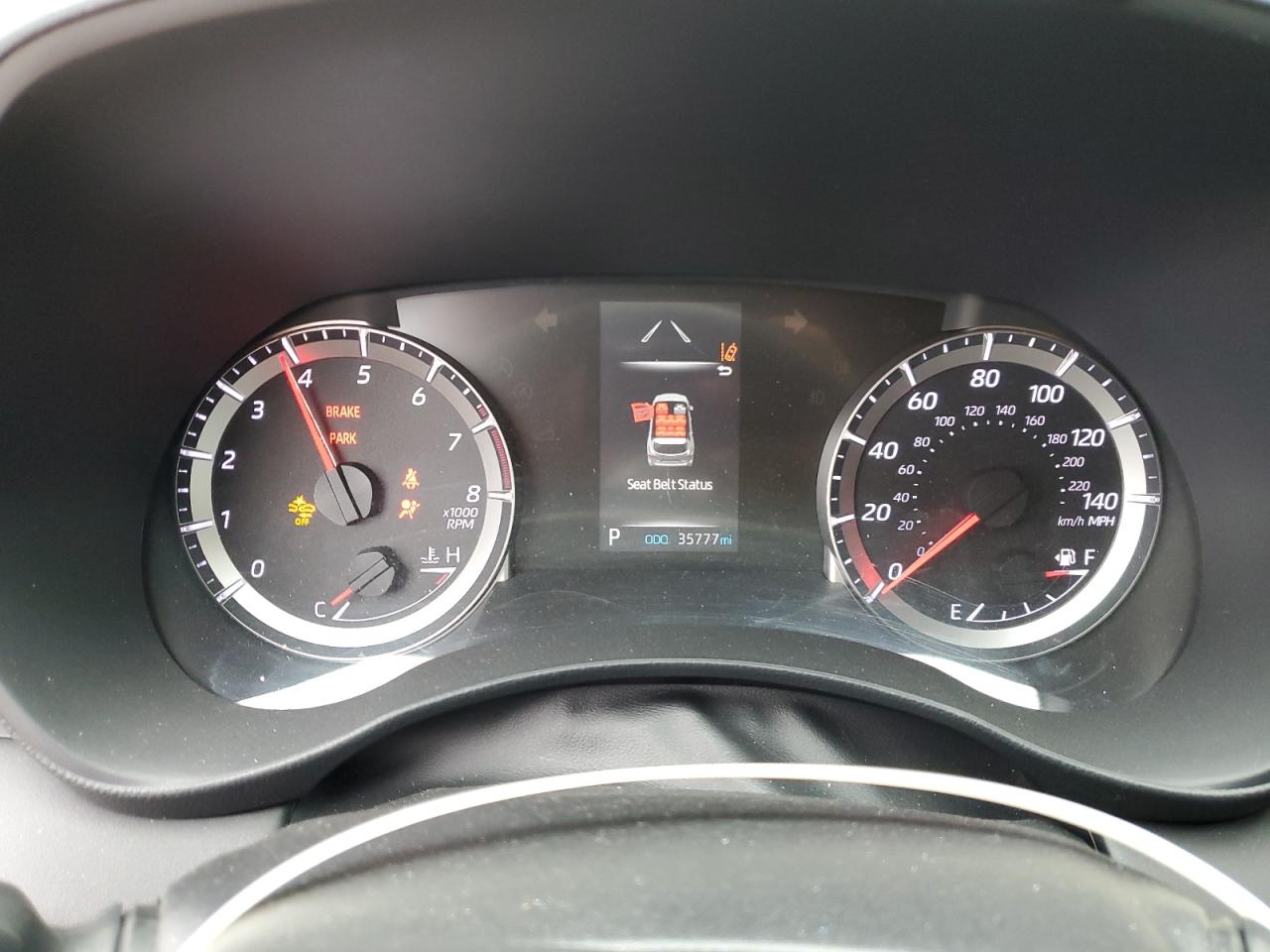 Toyota Highlander L Image 8