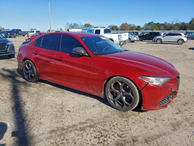 Alfa Romeo Giulia Ti Image 6